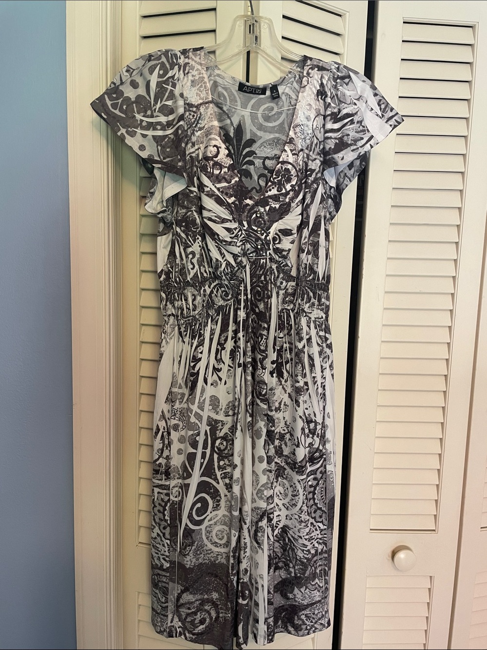 Apt. 9 Black & White V-Neck Printed Midi Dress